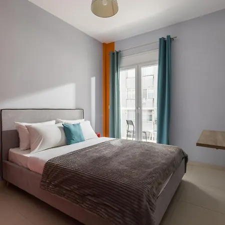 Roomors * Salonic
